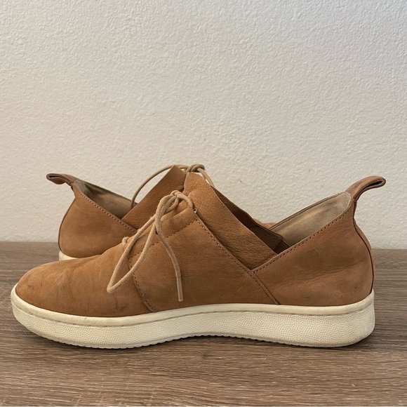 Eileen Fisher Kipling Tumbled Nubuck Sneakers, Wheat, Size 7.5 - Picture 4 of 6